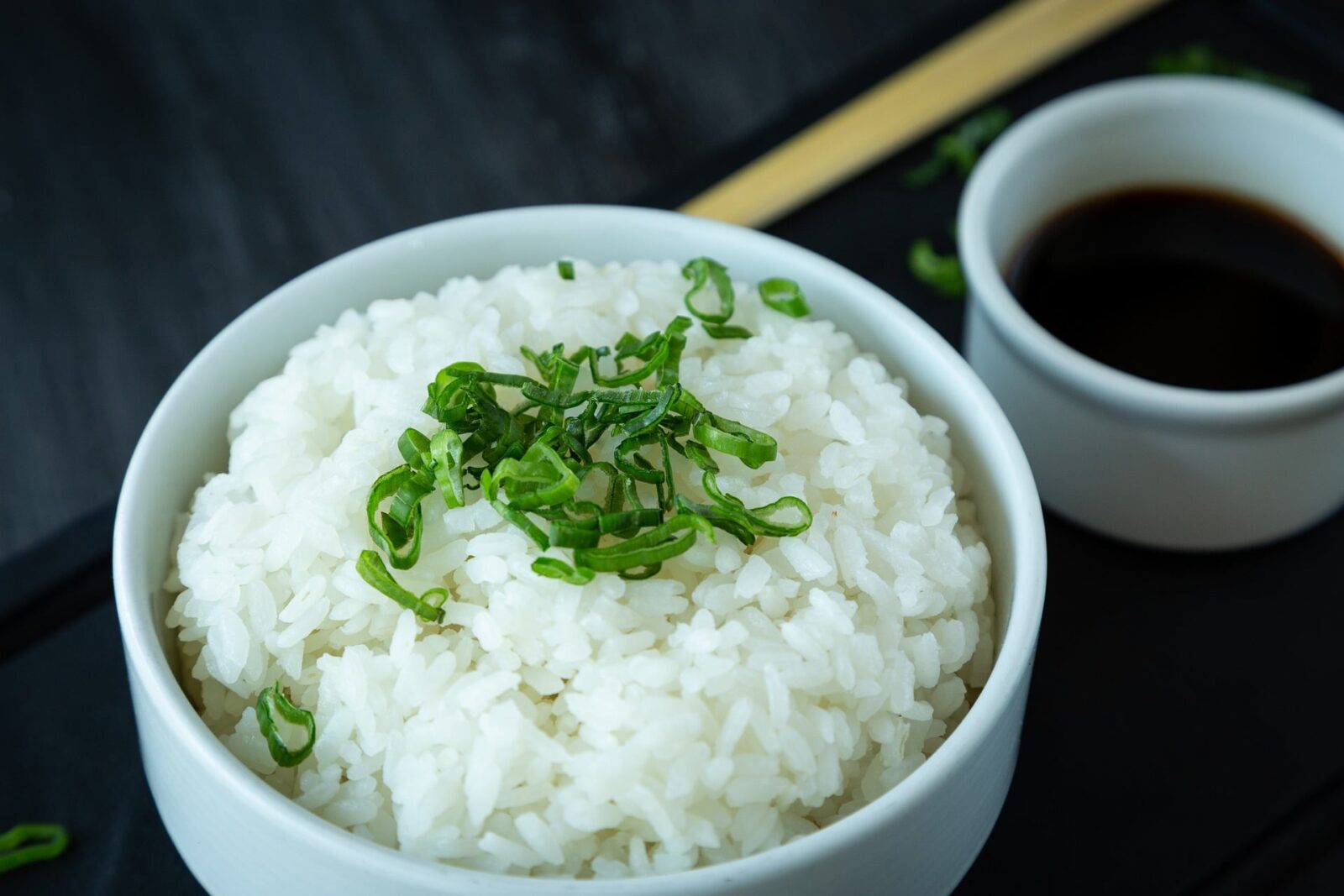 Die 7 größten Fehler beim Sushi Reis kochen und wie du sie vermeidest